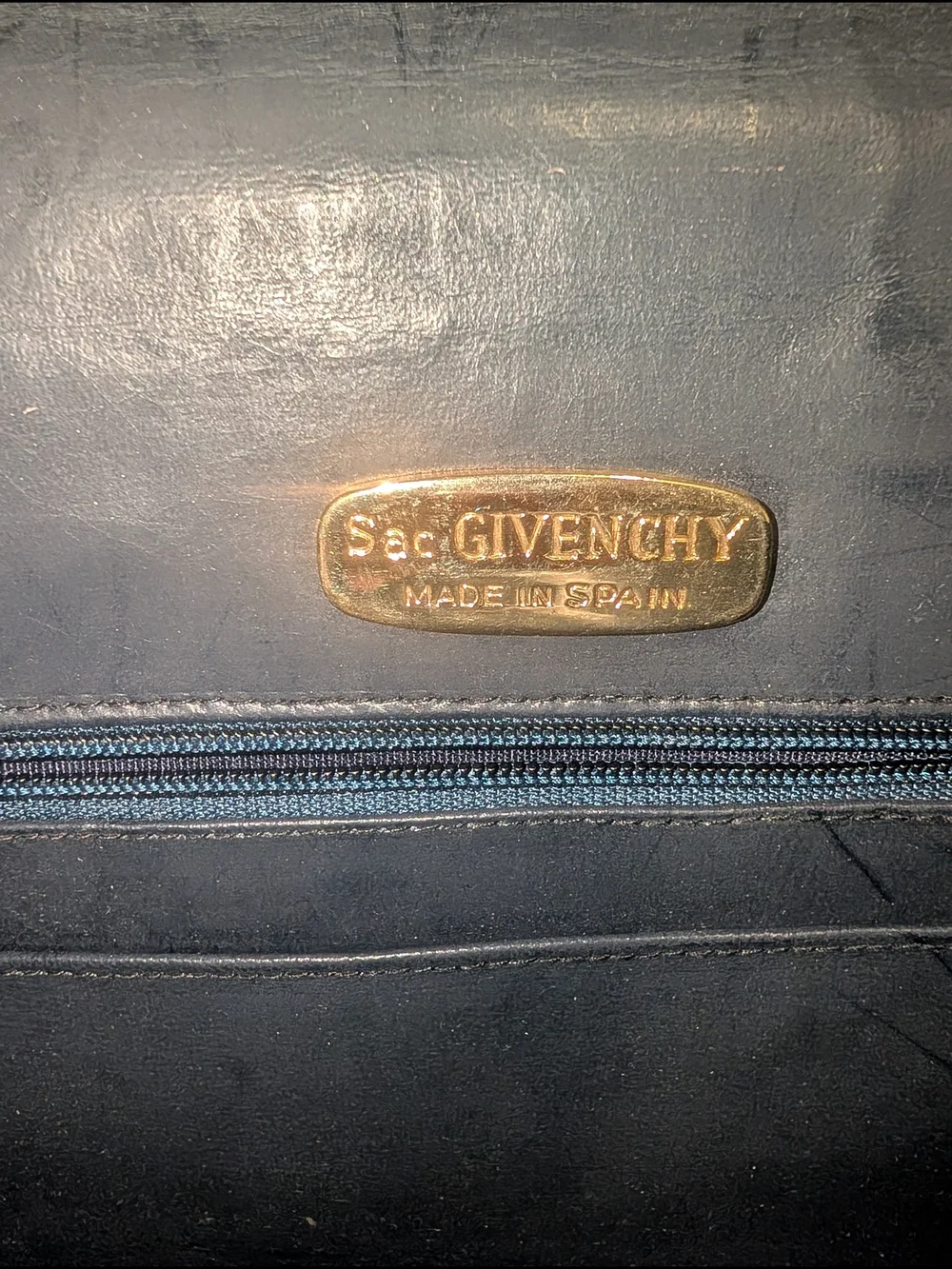 Vintage Sac Givenchy bag. 4G monogram canvas and leather clutch Or Crossbody